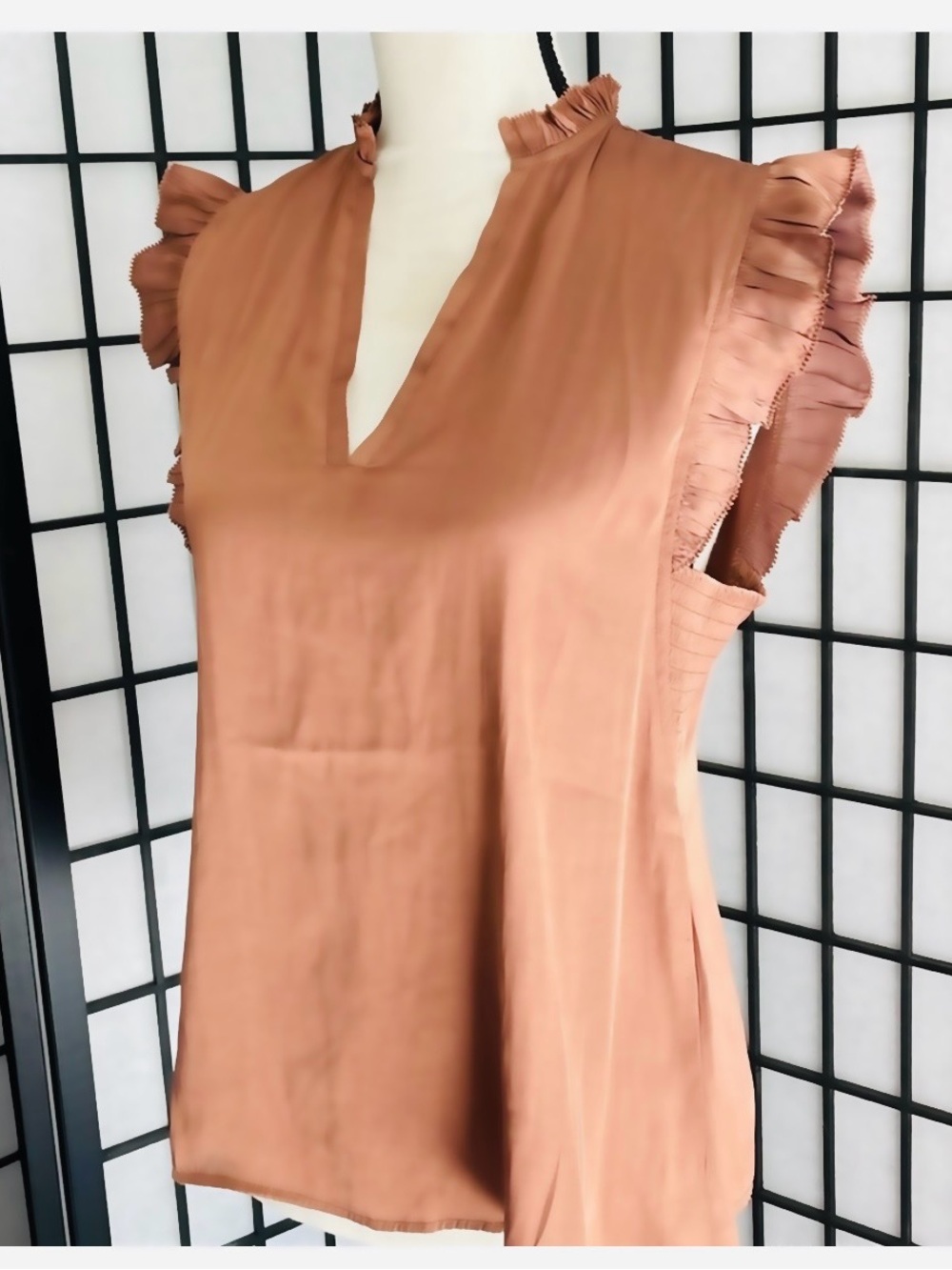 NWT Grade & Gather Ruffle Sleeve Top Blouse Tank in Cacao color